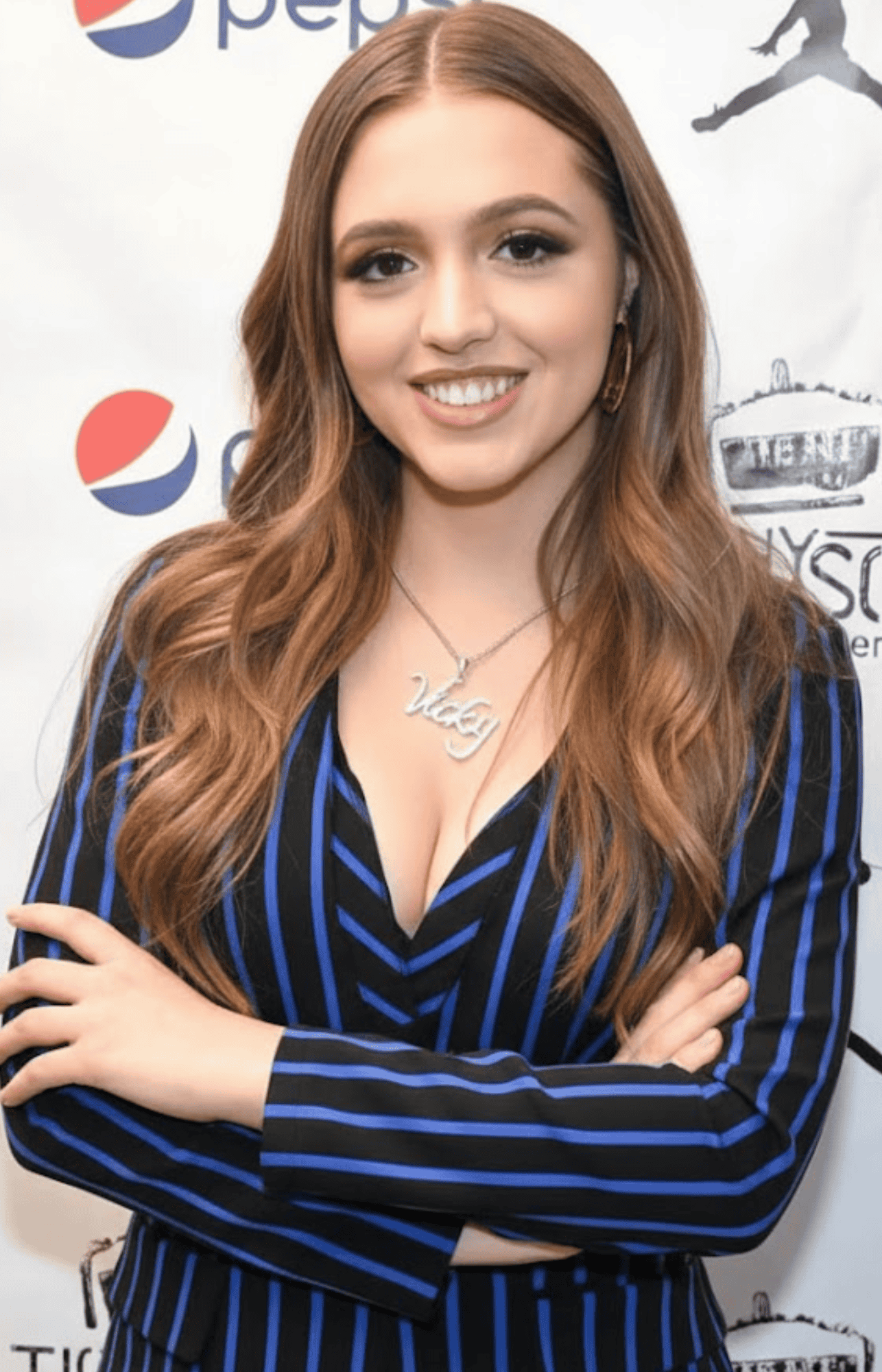 Woah Vicky Net Worth